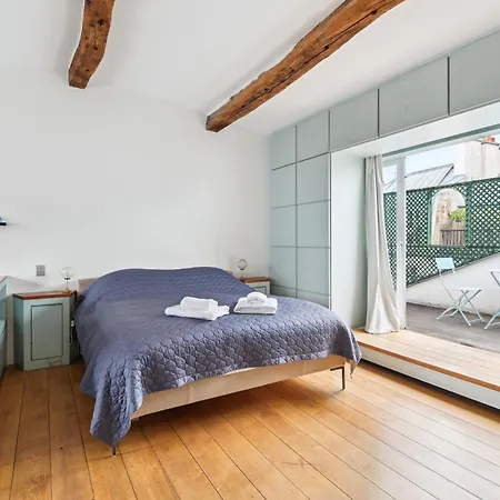 Apartment Saint-germain-des-pres Atypique Pour 4 By Weekome